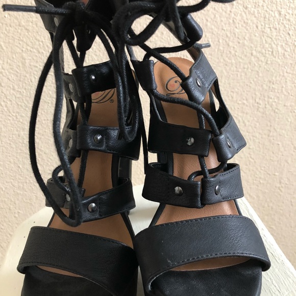Black Lace Up Heels - Picture 4 of 5